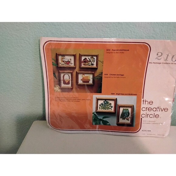 The Creative Circle POPCORN AND DONUTS 210 Crewel Embroidery Kit  1982 New - Picture 1 of 4